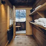 Gstaad Mountain With Outdoor * 그체이