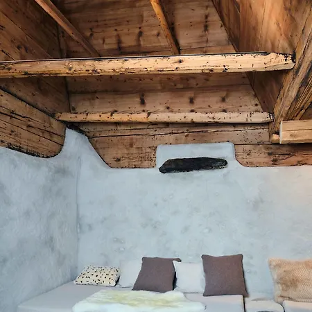 Gstaad Mountain With Outdoor فيلة