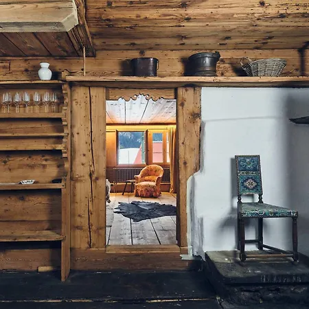 Gstaad Mountain With Outdoor 别墅